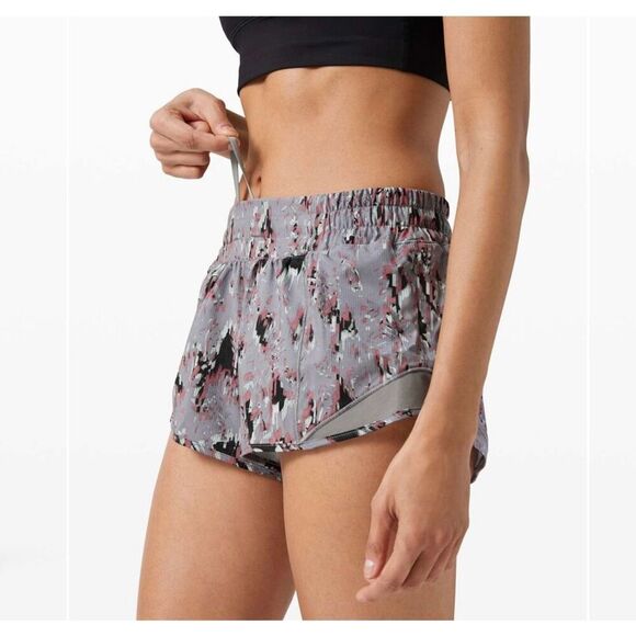 Lululemon Hotty Hot Short II *2.5"' Floral Flux Multi/Raceway Grey Running Gym 8 - Picture 4 of 12